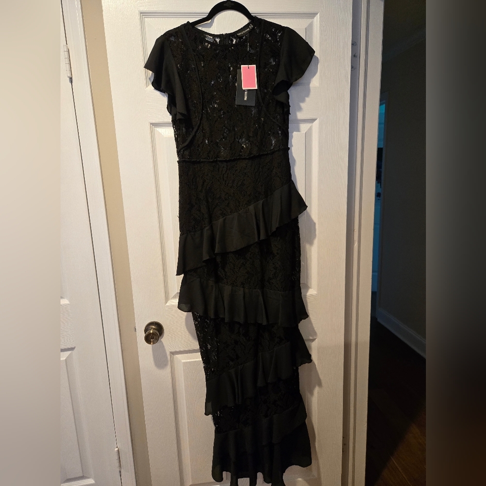 PrettyLittleThing Black Asymmetrical Lace Dress